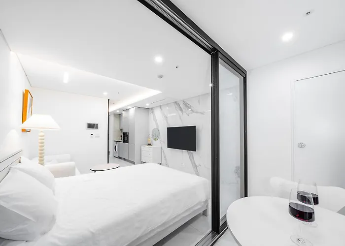 Hotel 지젤시그니티 서초 Seúl
